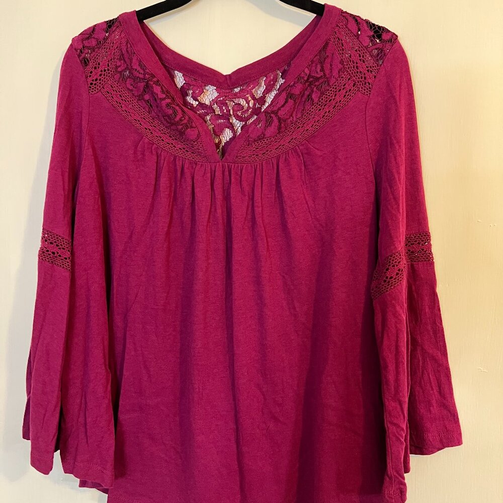 Crown & Ivy Women's Top